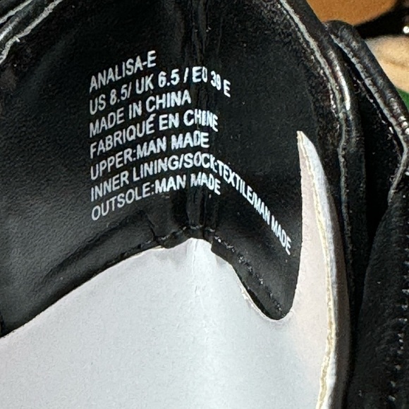 Shoe Dazzle Analisa Block Heeled Booties - Picture 9 of 10